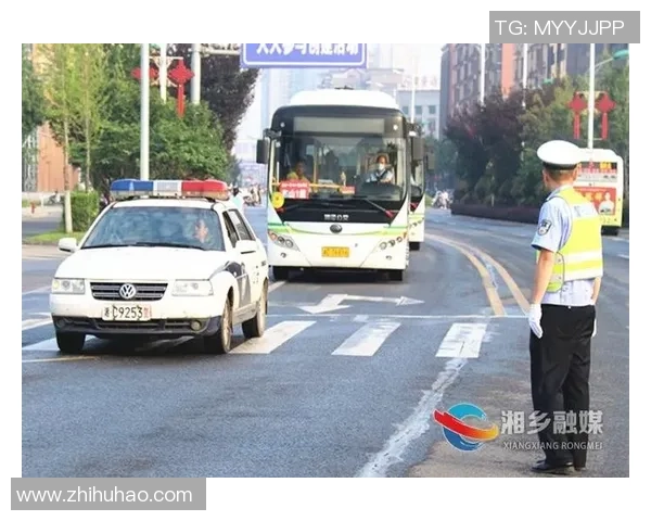 队友齐心协力护航姚明助力中国篮球崛起之路