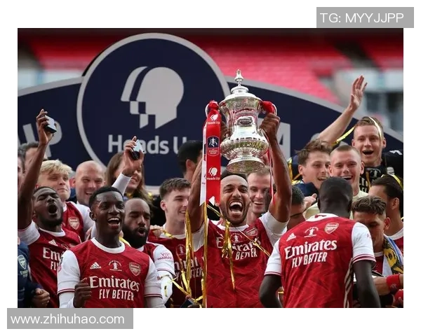 足总杯惊天逆转巴黎圣日耳曼大胜阿森纳引发争议判罚热议 足总杯惊天逆转巴黎圣日耳曼大胜阿森纳引发争议判罚热议