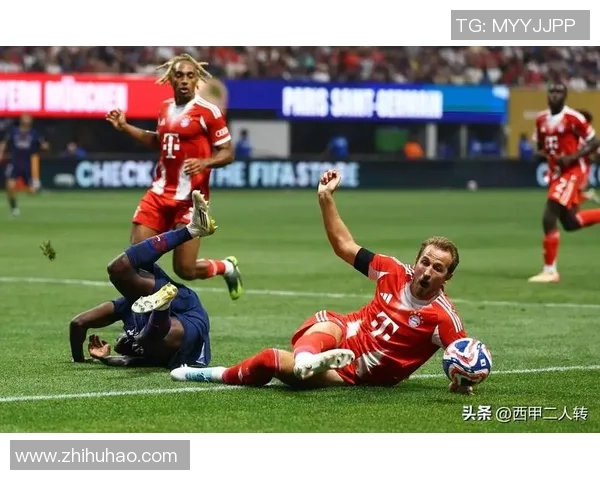 德甲激战巴黎圣日耳曼轻取波尔图红牌事件引发全场热议与战术分析 德甲激战巴黎圣日耳曼轻取波尔图红牌事件引发全场热议与战术分析