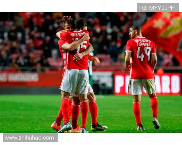 欧冠激战：本菲卡点球大战险胜热刺全场沸腾的瞬间解析