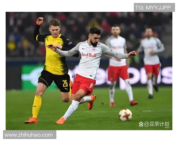 欧联杯精彩对决拜仁3-2逆转曼联帽子戏法点燃全场激情